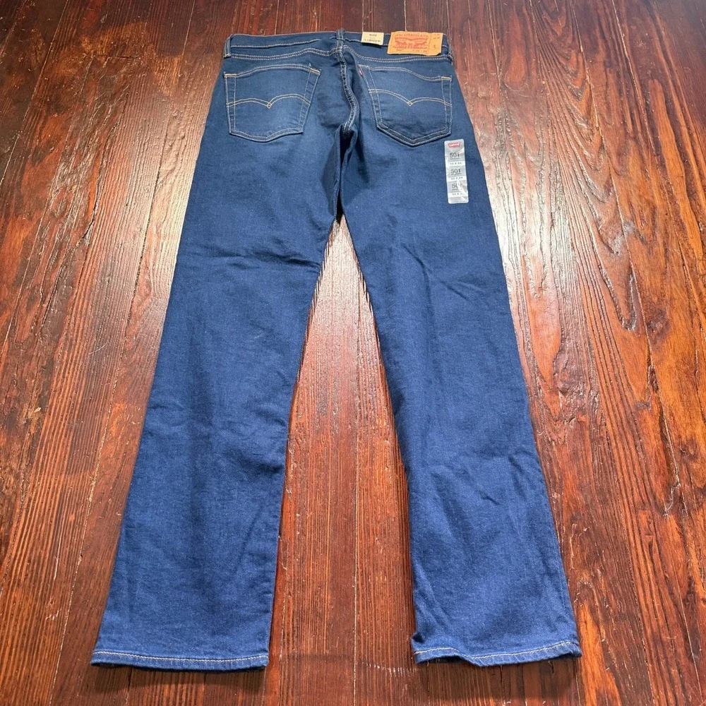 Levis 501 Jeans Mens 32x34 Blue Faded Straight Leg Button Fly‎ Whiskers NWT